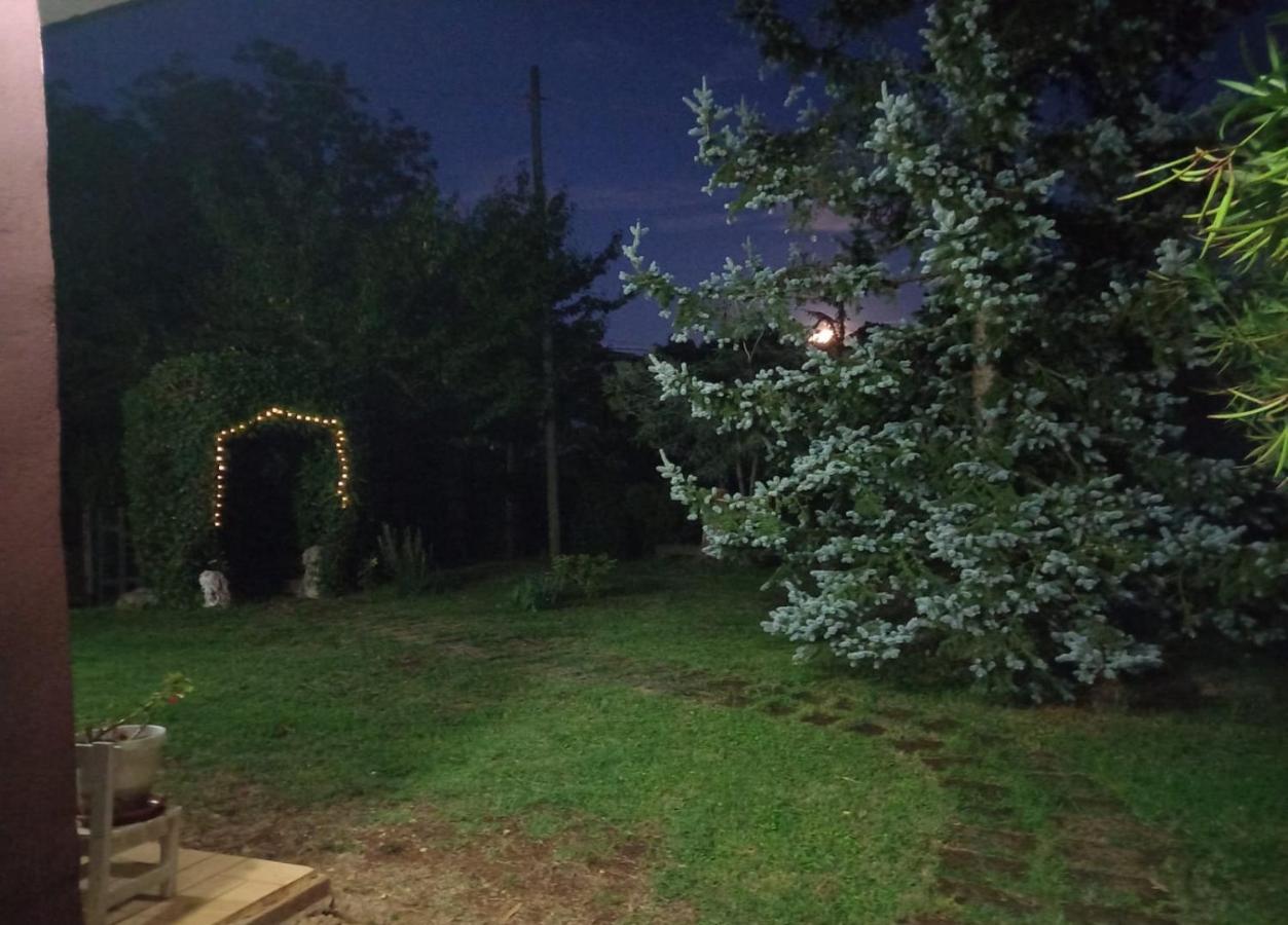 Casetta In Collina Sezze Bagian luar foto