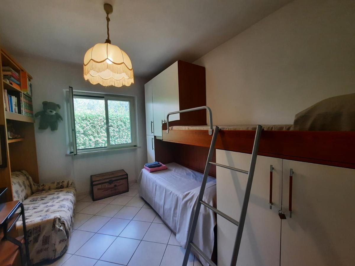 Casetta In Collina Sezze Bagian luar foto
