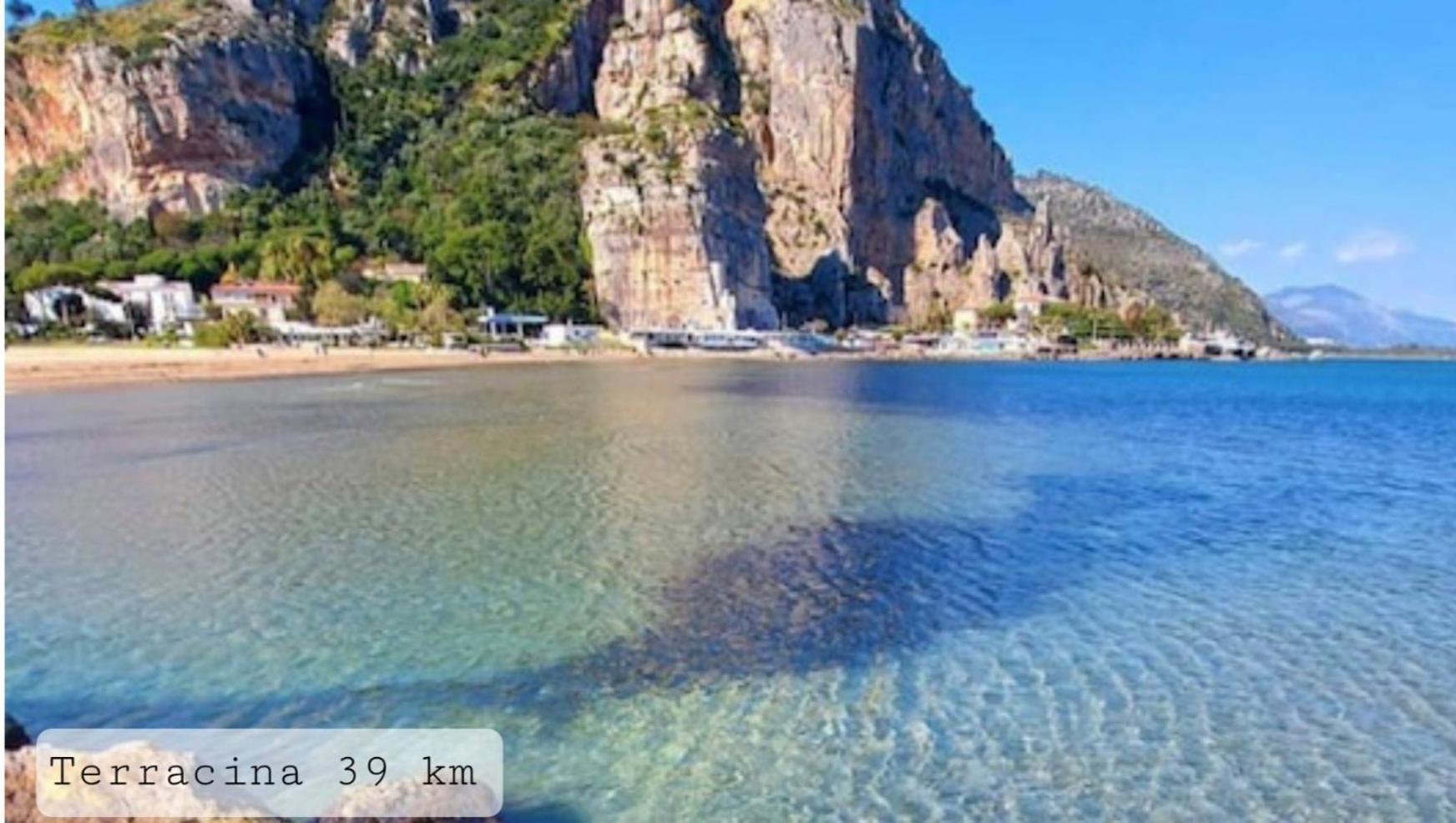 Casetta In Collina Sezze Bagian luar foto